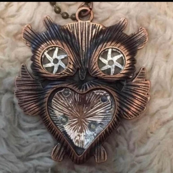 Pendant - Picture 2 of 3